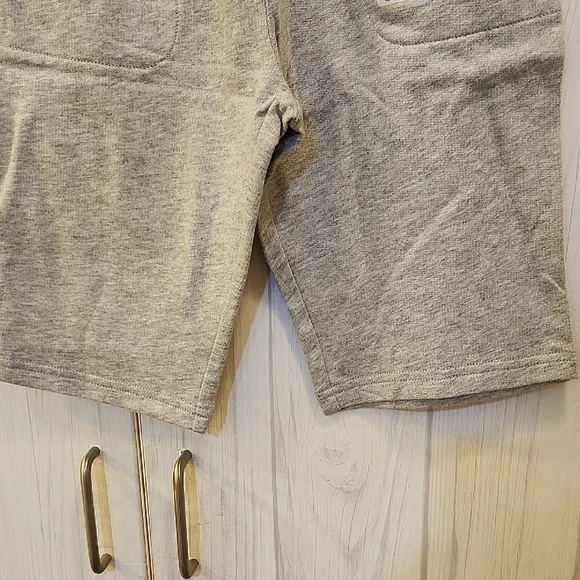 Carter's Light Gray Athletic Boy's Shorts - Picture 4 of 6